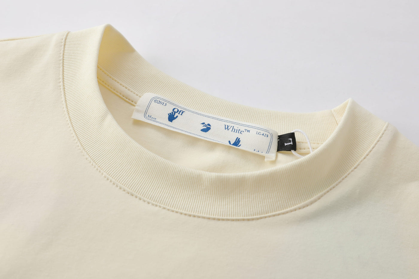 Camiseta estampada crema para hombre - imagen 3 - JDC Luxury Store