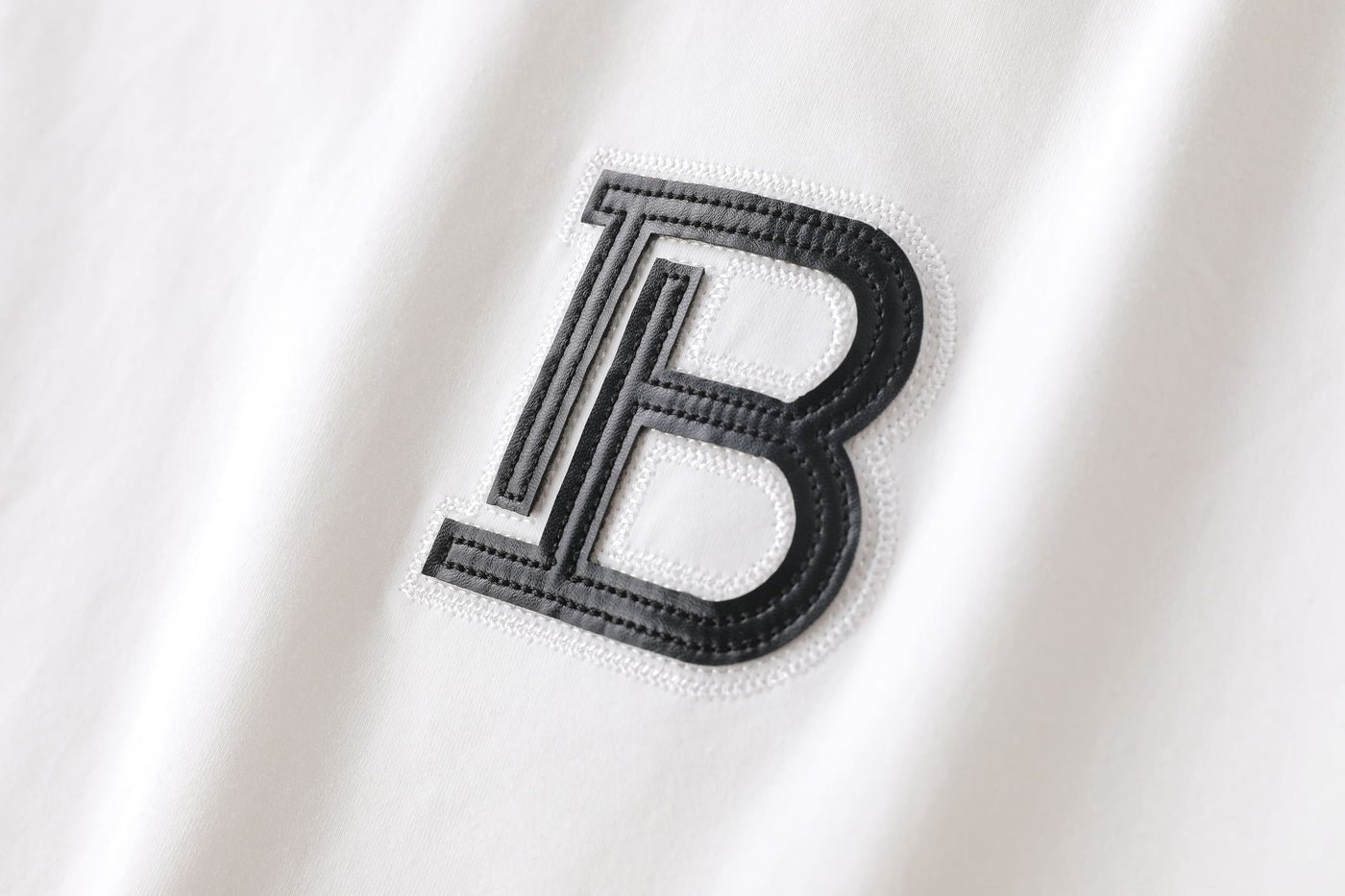 Camiseta básica blanca para hombre - imagen 6 - JDC Luxury Store