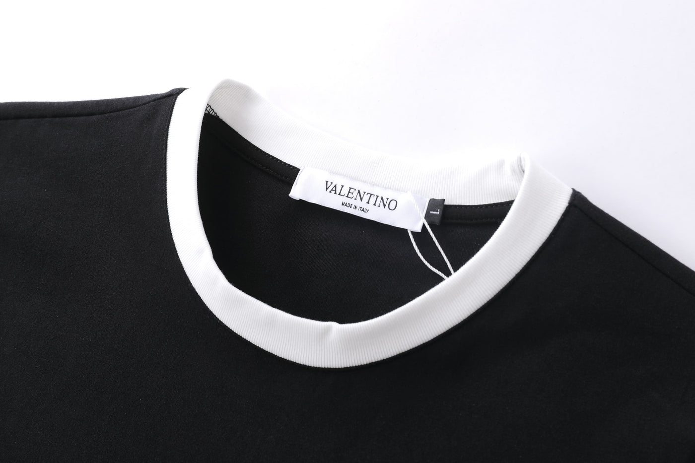 Camiseta básica negra para hombre - imagen 6 - JDC Luxury Store