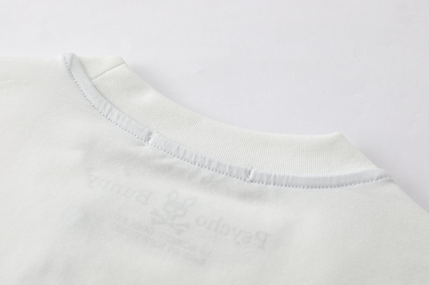 Camiseta básica blanca para hombre - imagen 8 - JDC Luxury Store