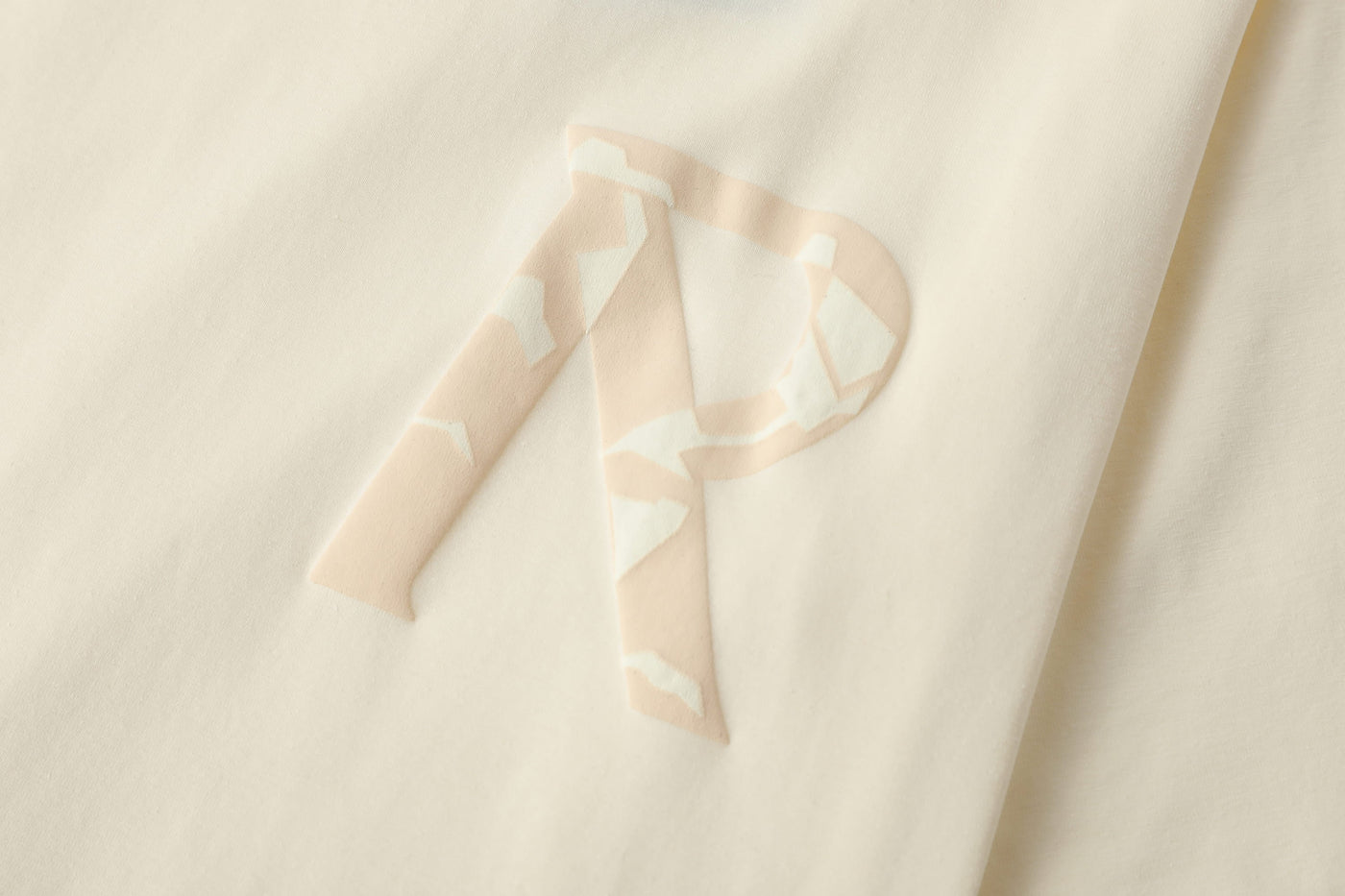 Camiseta estampada crema para hombre - imagen 5 - JDC Luxury Store