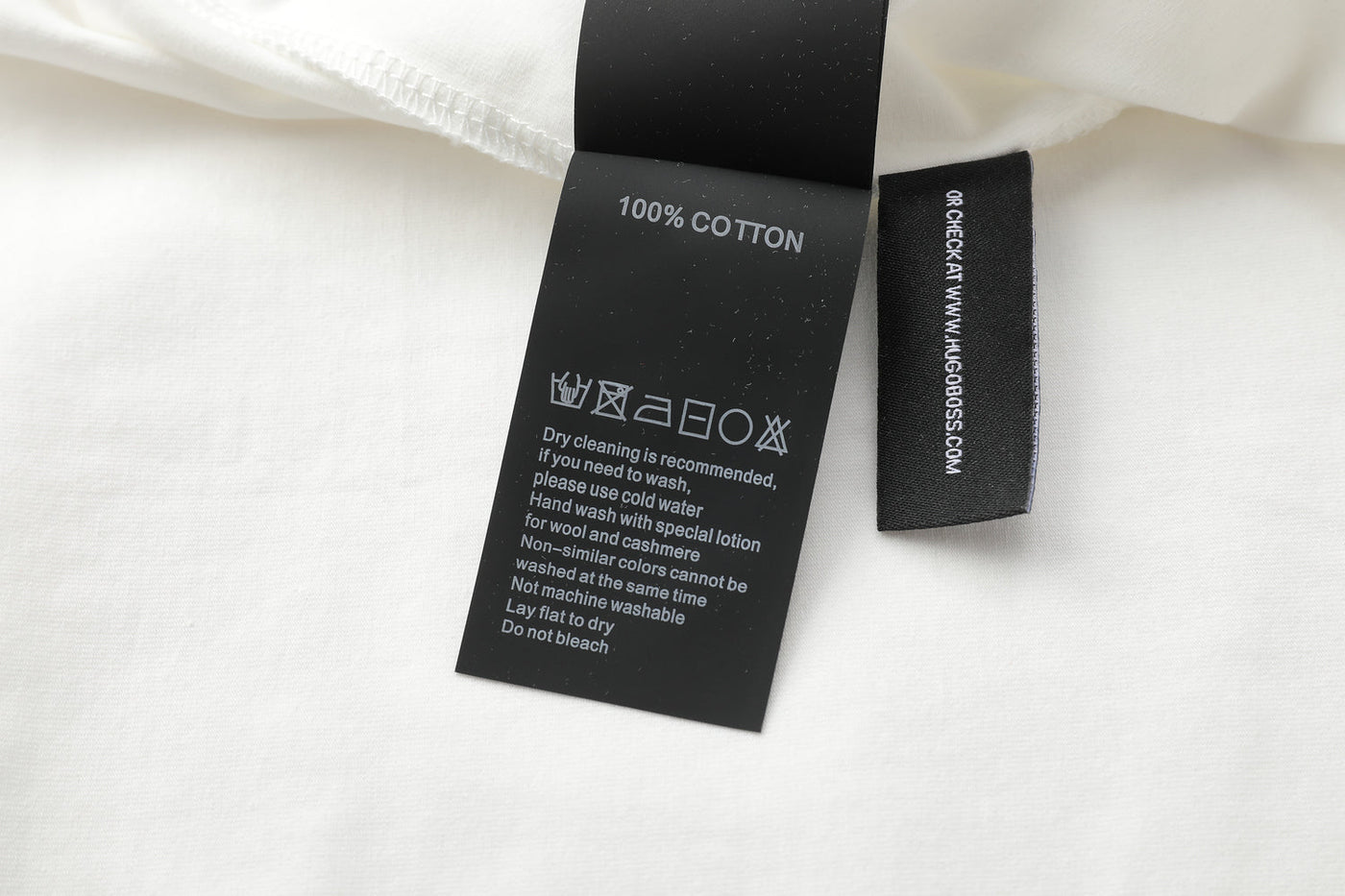 Camiseta básica blanca para hombre - imagen 3 - JDC Luxury Store