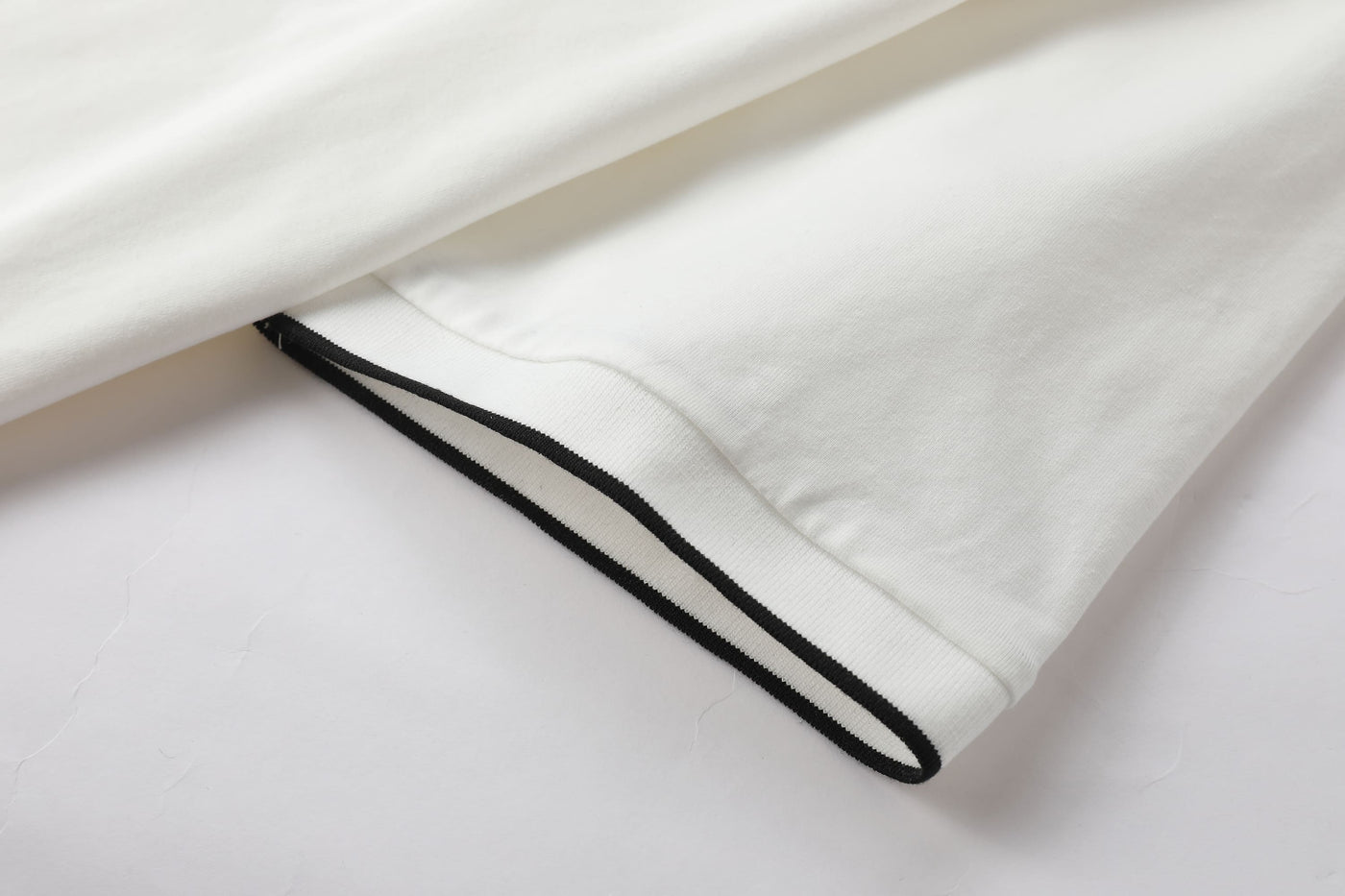 Camiseta básica blanca para hombre - imagen 7 - JDC Luxury Store