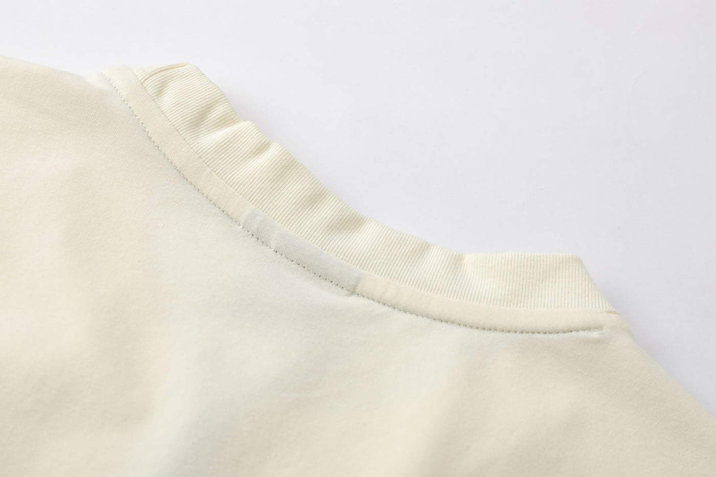 Camiseta básica crema para hombre - imagen 8 - JDC Luxury Store