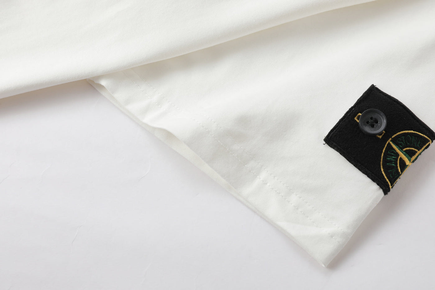 Camiseta básica blanca para hombre - imagen 4 - JDC Luxury Store