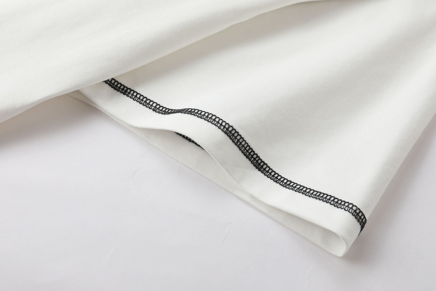 Camiseta básica blanca para hombre - imagen 7 - JDC Luxury Store