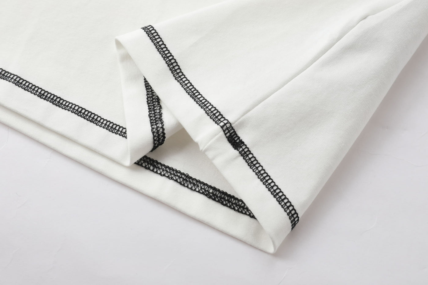 Camiseta básica blanca para hombre - imagen 8 - JDC Luxury Store