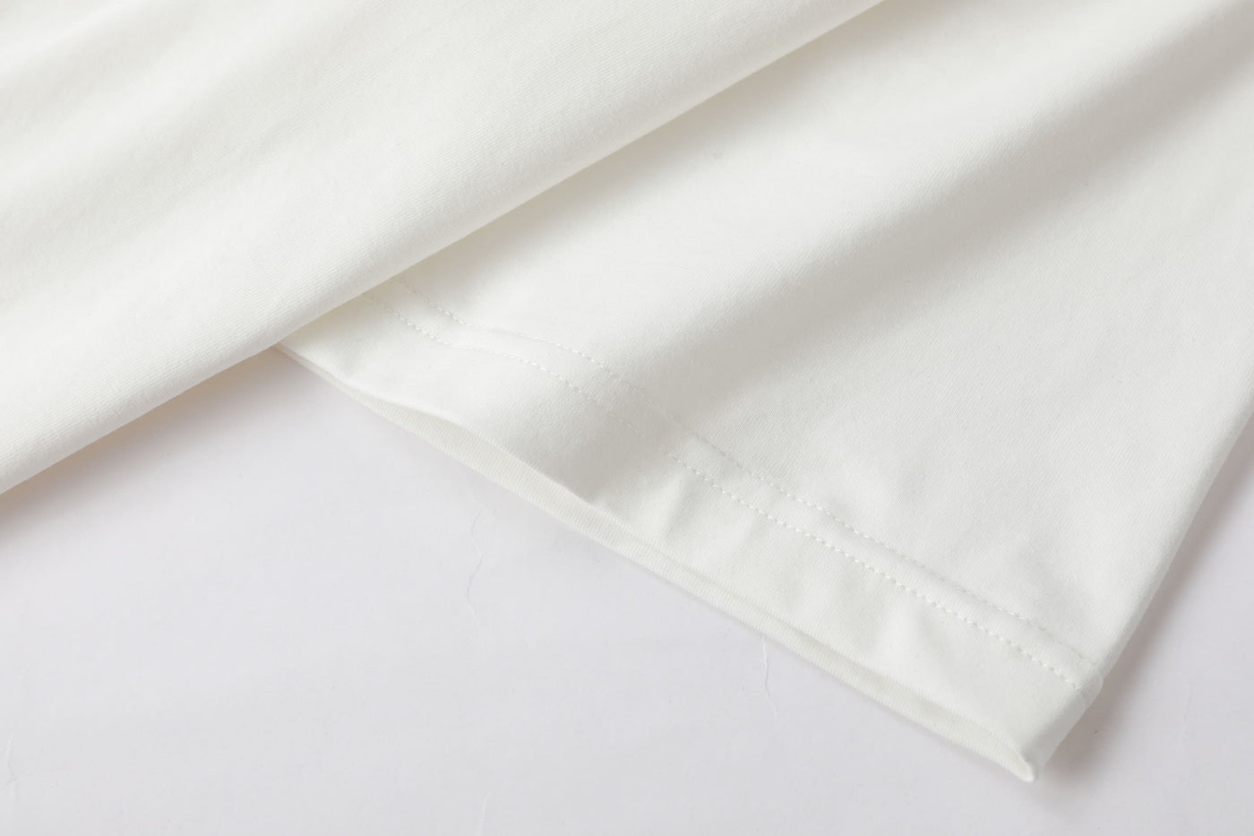 Camiseta básica blanca para hombre - imagen 6 - JDC Luxury Store