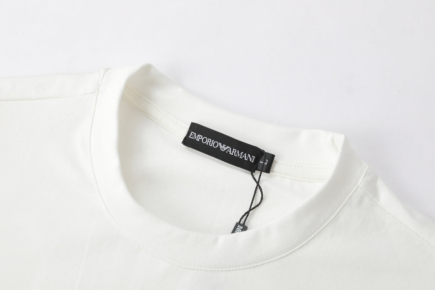 Camiseta estampada blanca para hombre - imagen 4 - JDC Luxury Store