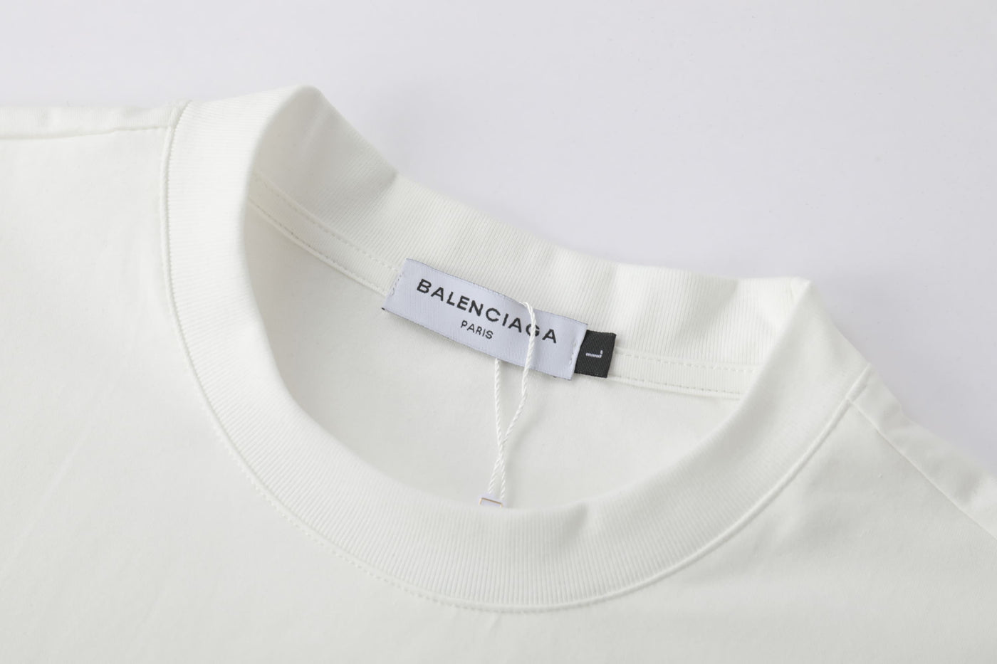 Camiseta estampada blanca para hombre - imagen 3 - JDC Luxury Store