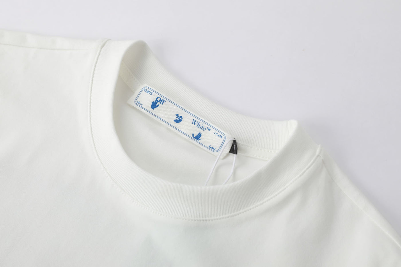 Camiseta estampada blanca para hombre - imagen 3 - JDC Luxury Store