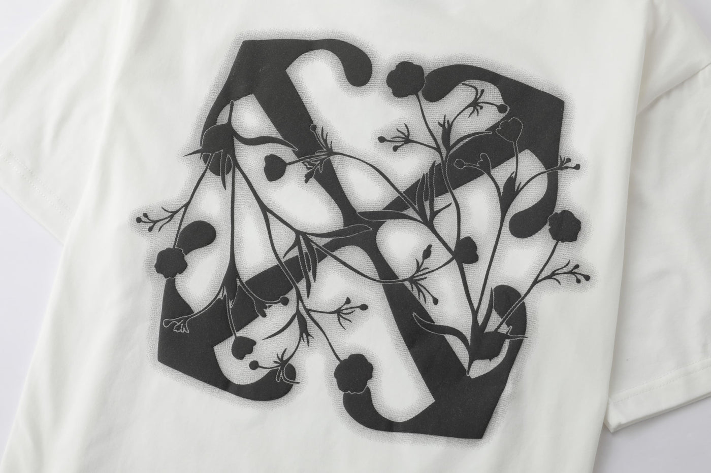 Camiseta estampada blanca para hombre - imagen 4 - JDC Luxury Store