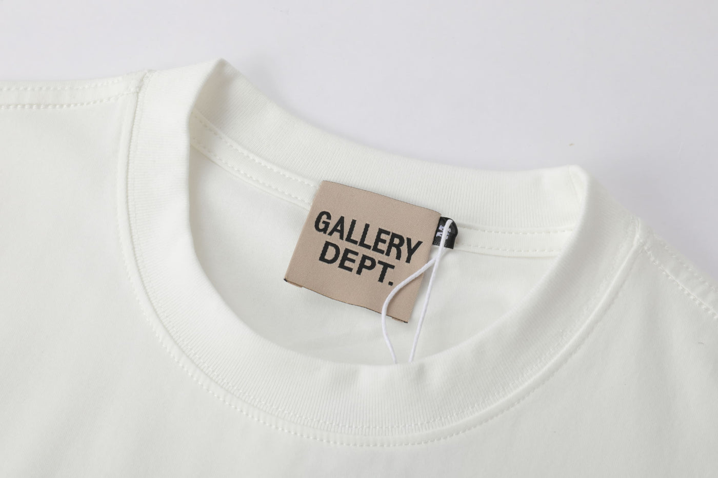 Camiseta oversize blanca para hombre - imagen 4 - JDC Luxury Store