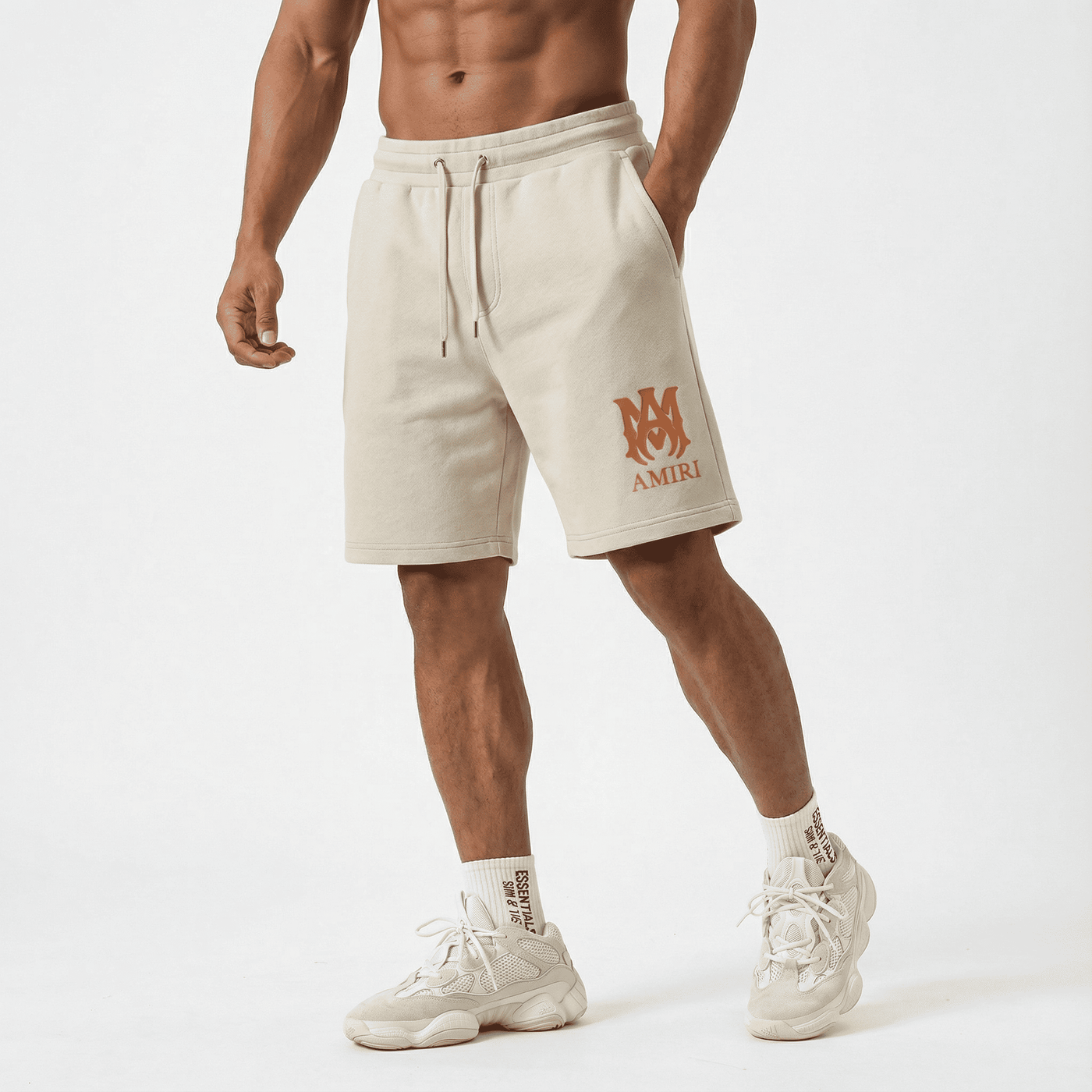 Bermuda crema para hombre - con modelo - JDC Luxury Store