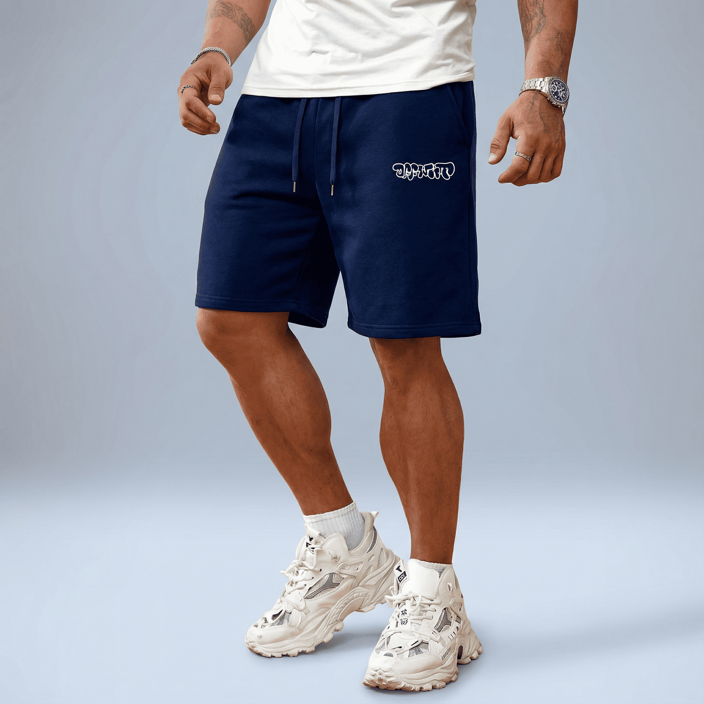 Bermuda azul para hombre - con modelo - JDC Luxury Store
