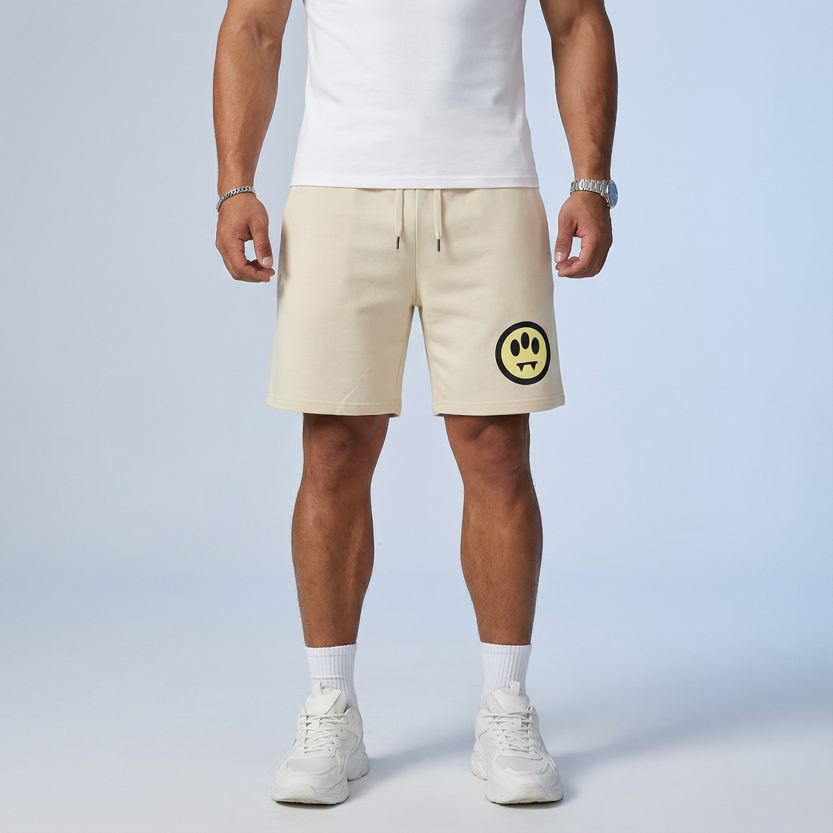 Bermuda crema para hombre - con modelo - JDC Luxury Store