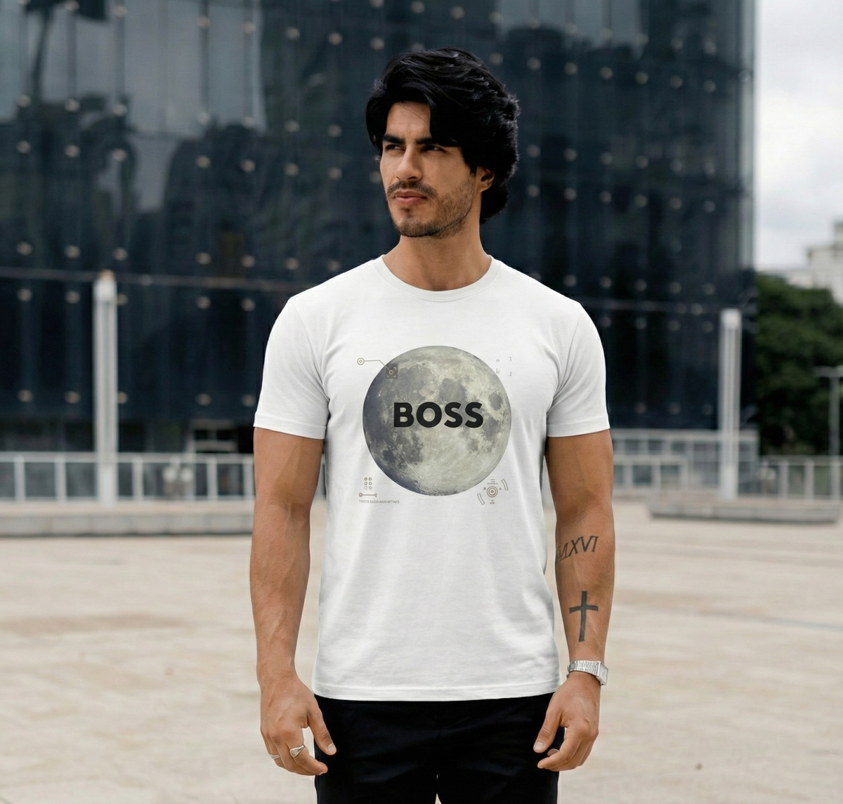 Camiseta estampada blanca para hombre - con modelo - JDC Luxury Store