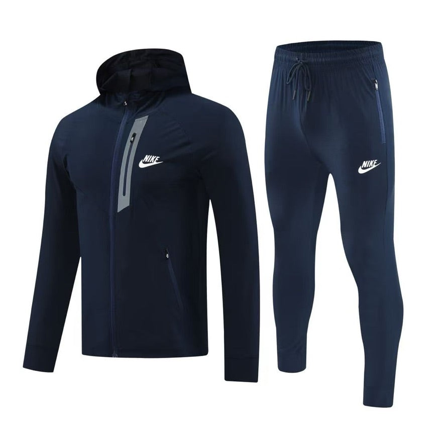 Producto azul oscuro para hombre - JDC Luxury Store