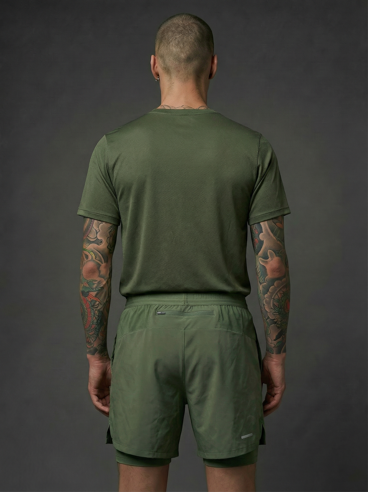 Camiseta Deportiva Básica Verde Para Hombre Ref. CAM45