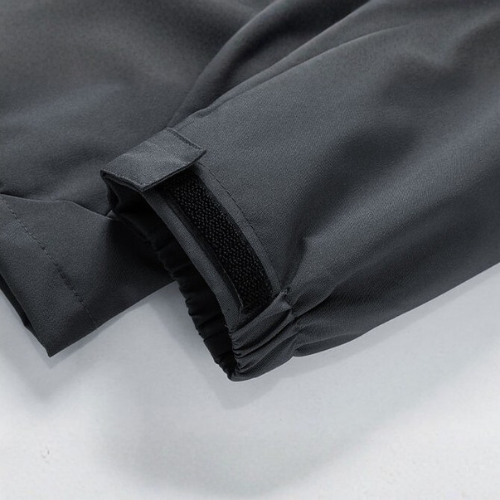 Chaqueta Deportiva Negra Para Hombre Ref. CHA10