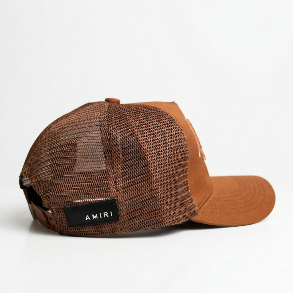 Gorra caqui para hombre - vista lateral - JDC Luxury Store