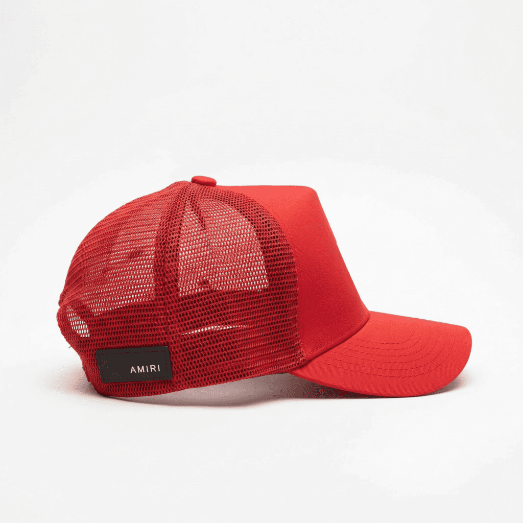 Gorra roja para hombre - vista lateral - JDC Luxury Store