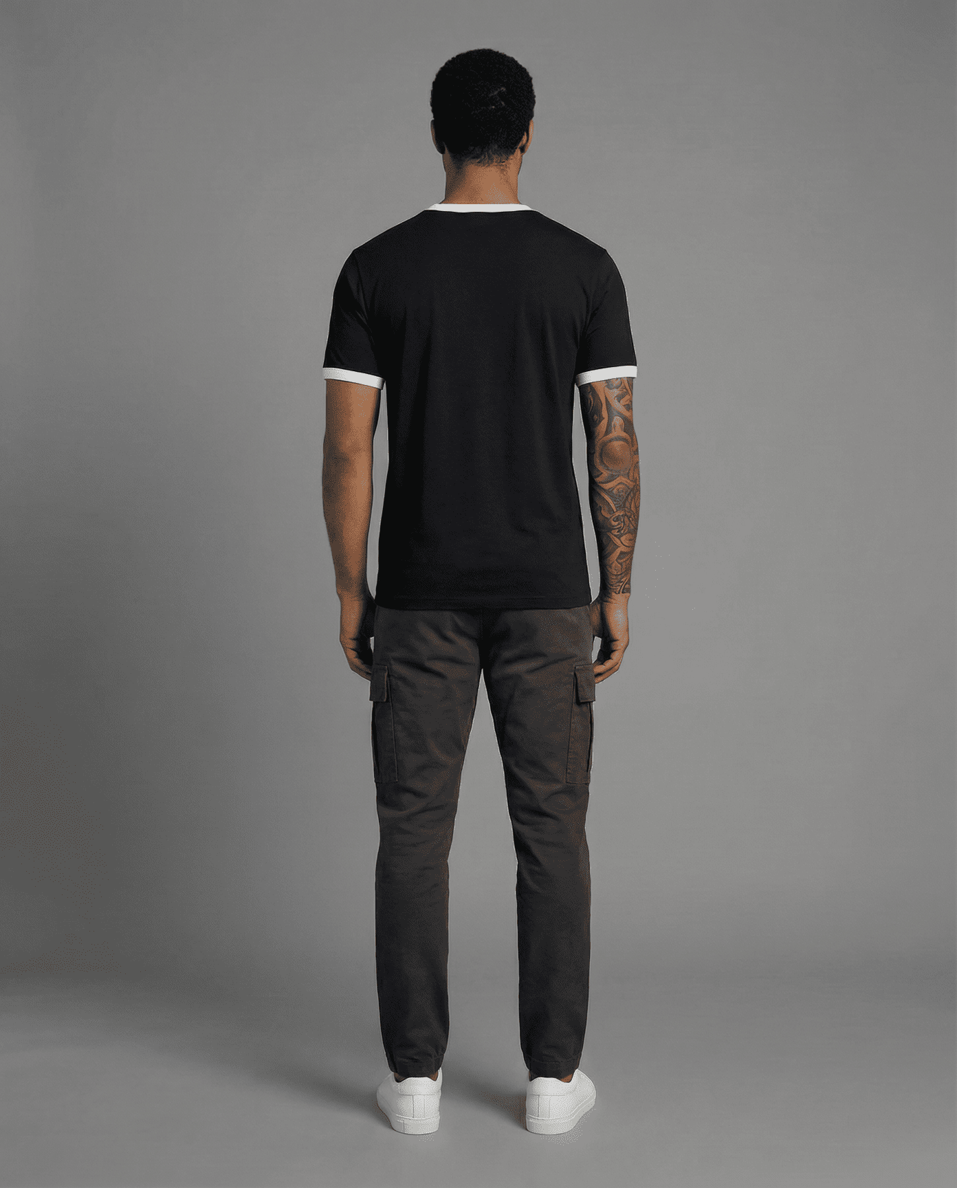 Camiseta básica negra para hombre - vista trasera - JDC Luxury Store