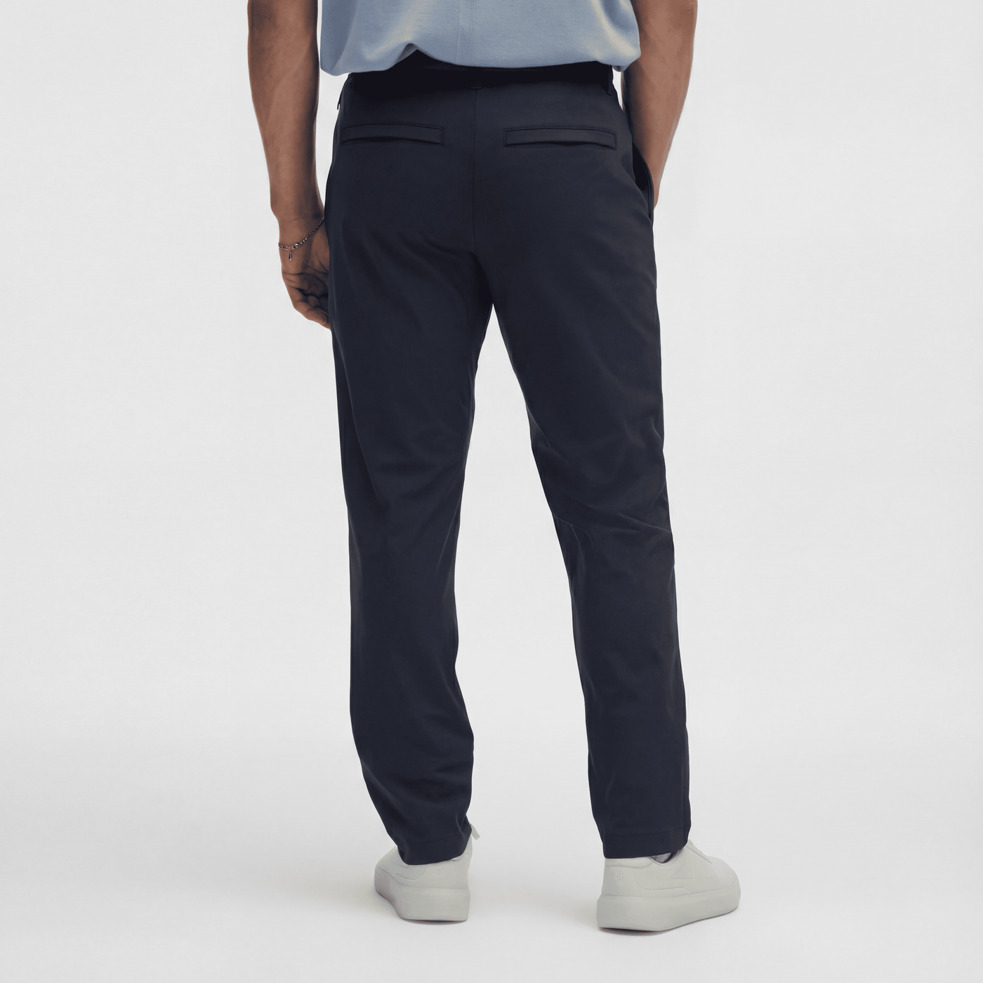 Pantalón azul oscuro para hombre - vista trasera - JDC Luxury Store