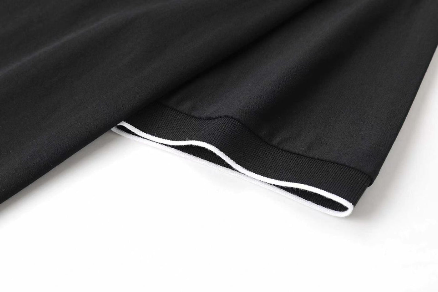 Camiseta básica negra para hombre - imagen 8 - JDC Luxury Store