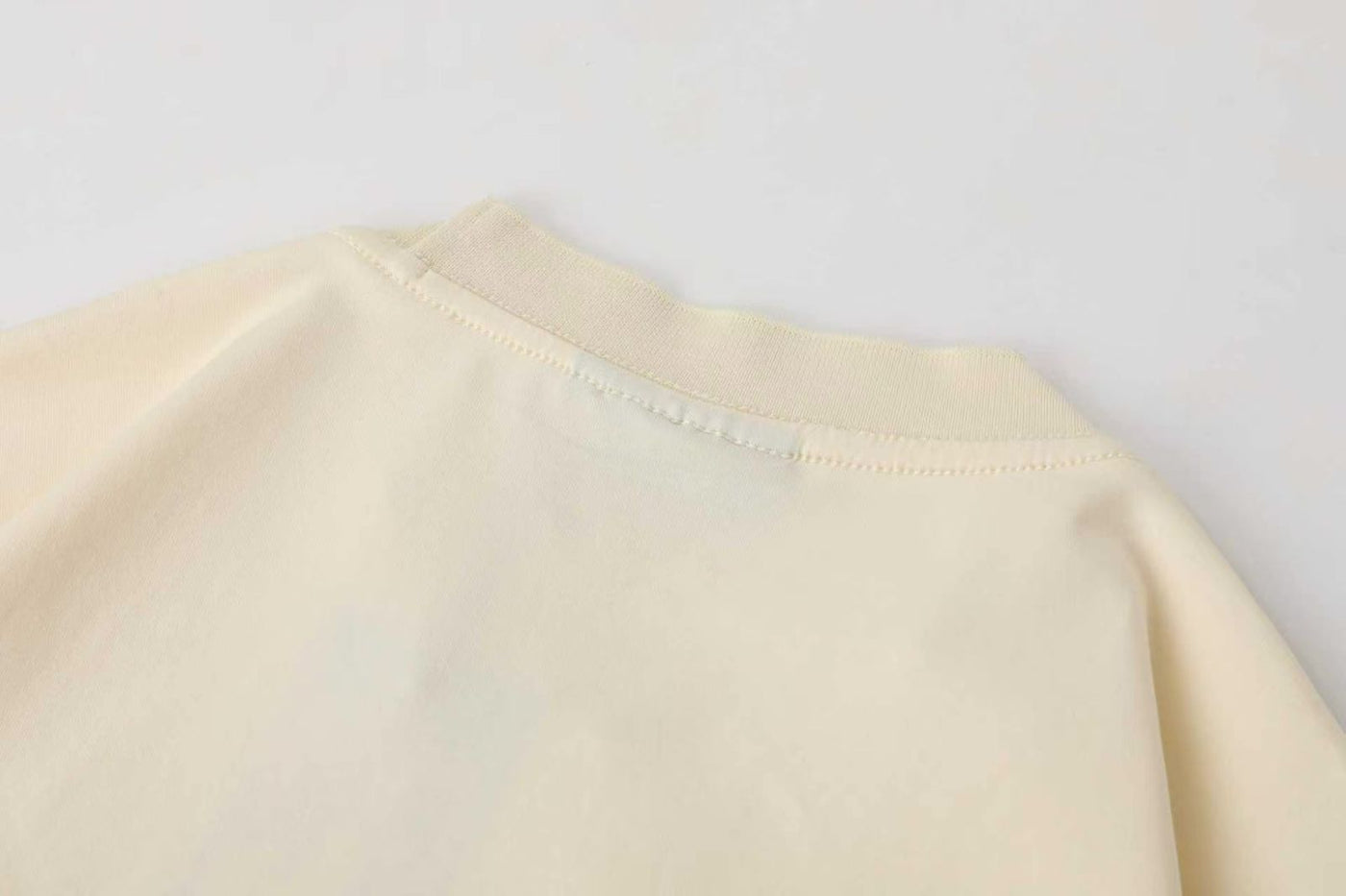 Camiseta básica crema para hombre - imagen 8 - JDC Luxury Store