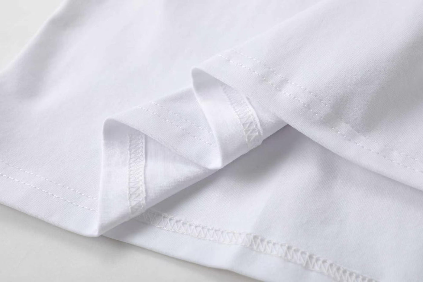 Camiseta básica blanca para hombre - imagen 9 - JDC Luxury Store