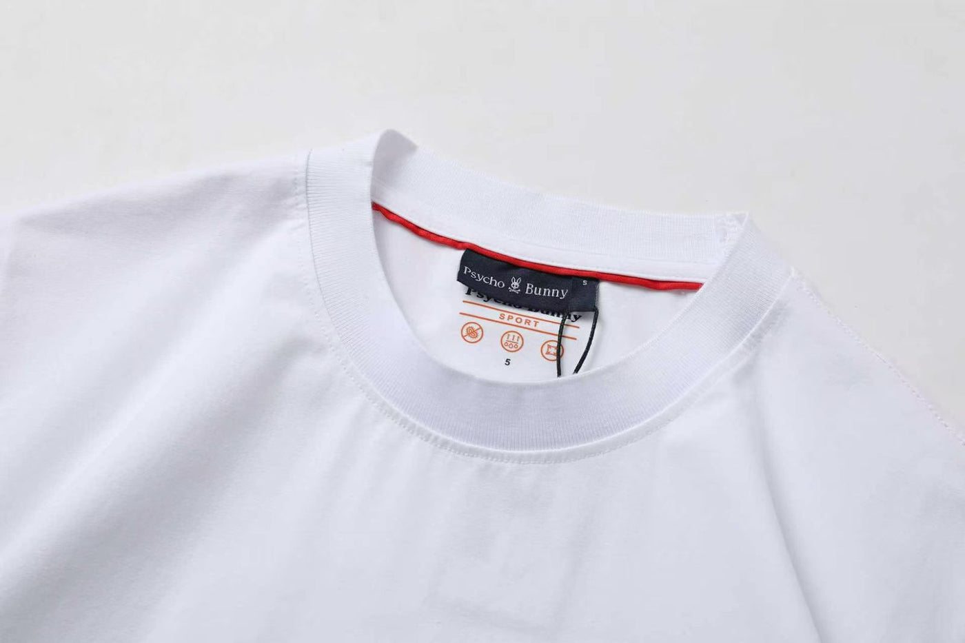 Camiseta básica blanca para hombre - imagen 8 - JDC Luxury Store