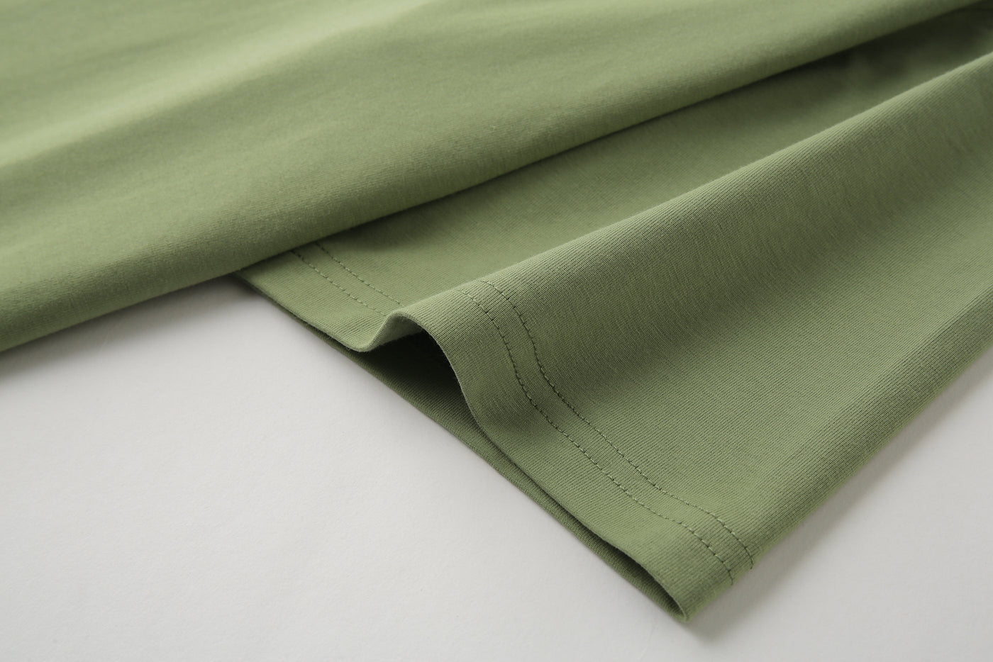 Camiseta básica verde para hombre - imagen 6 - JDC Luxury Store