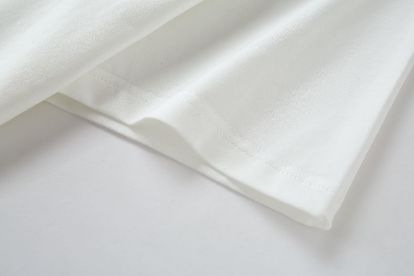 Camiseta estampada blanca para hombre - imagen 6 - JDC Luxury Store
