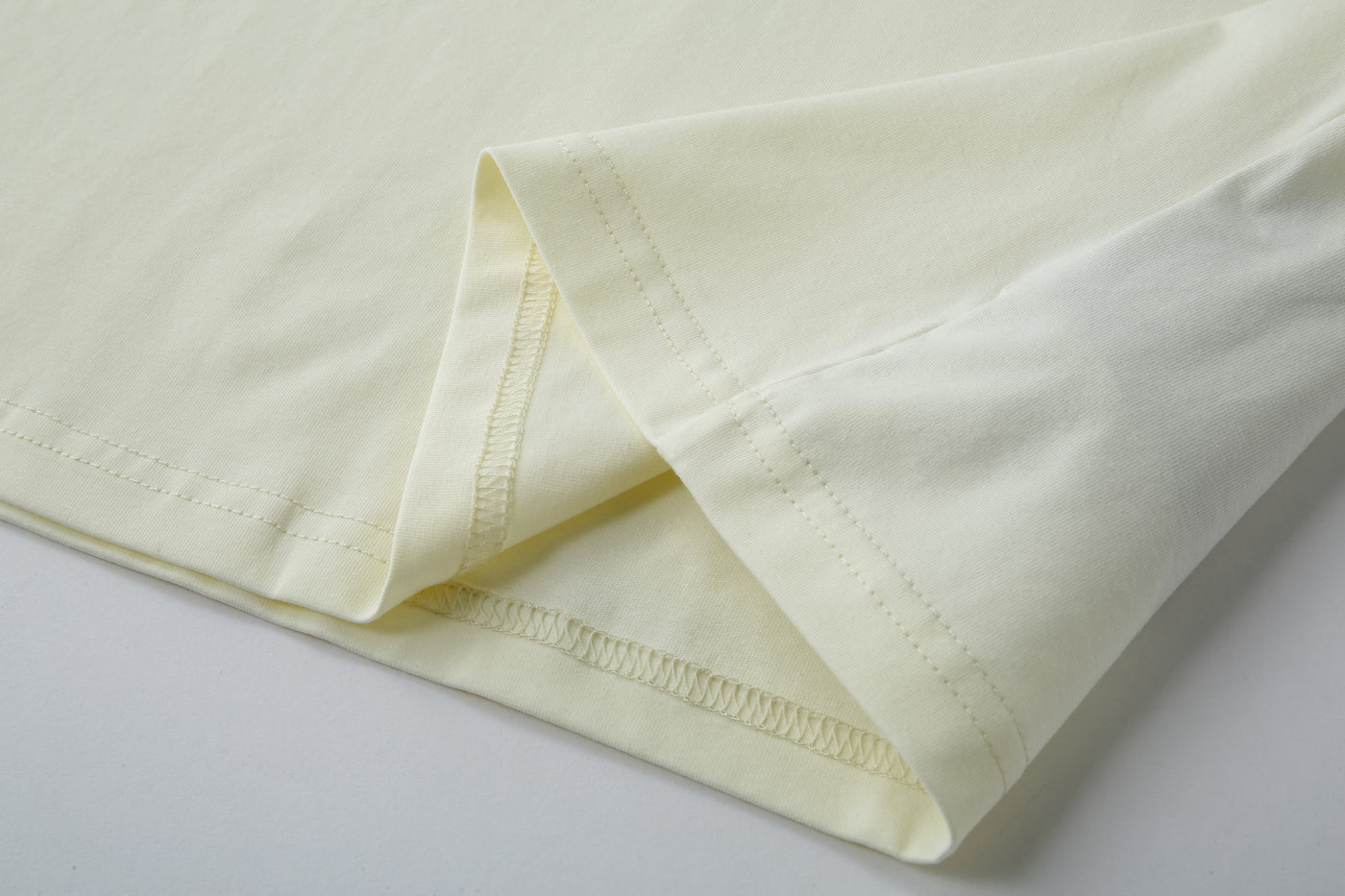 Camiseta 866517 Estampada Crema Para Hombre