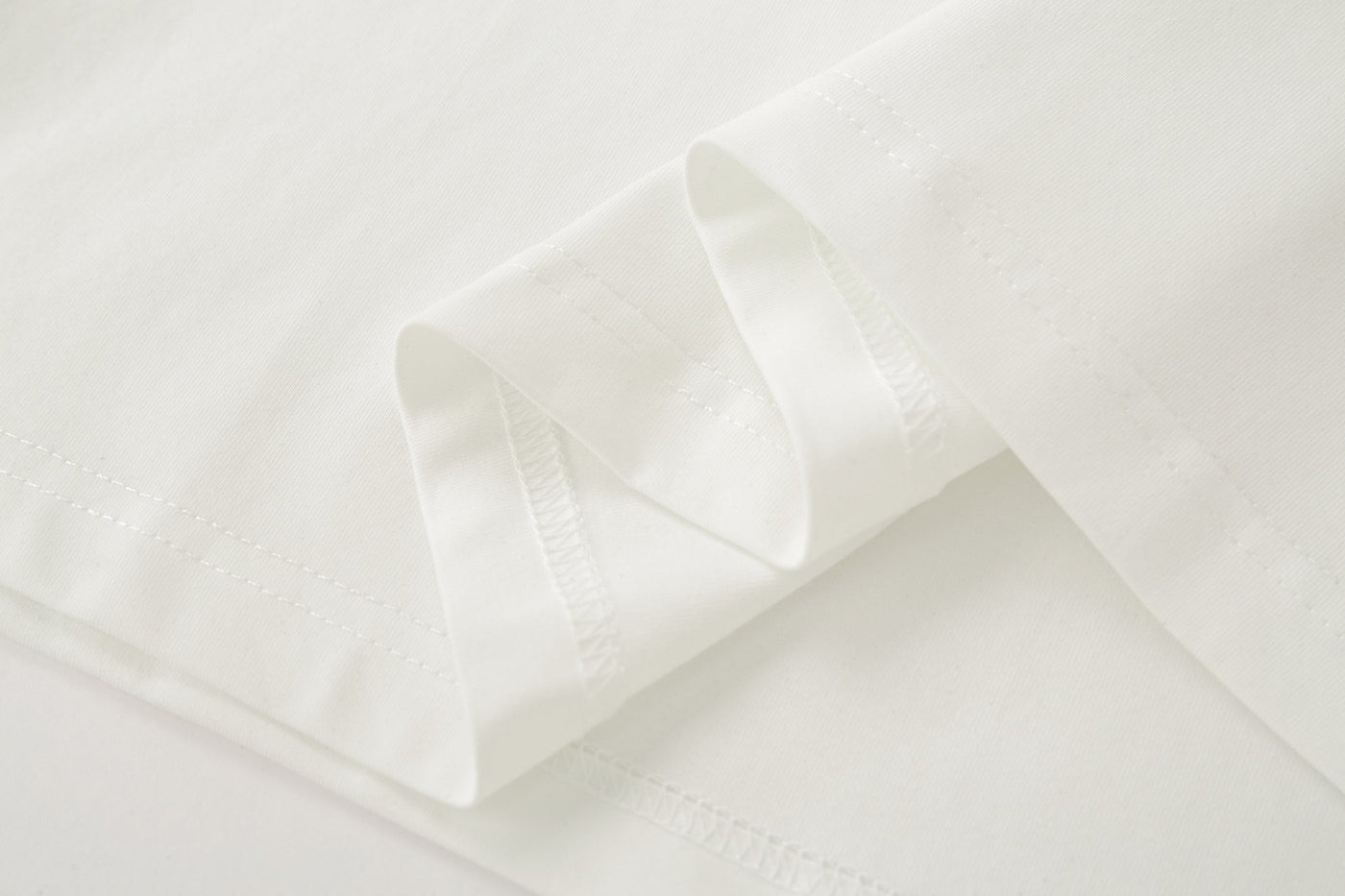 Camiseta oversize blanca para hombre - imagen 7 - JDC Luxury Store
