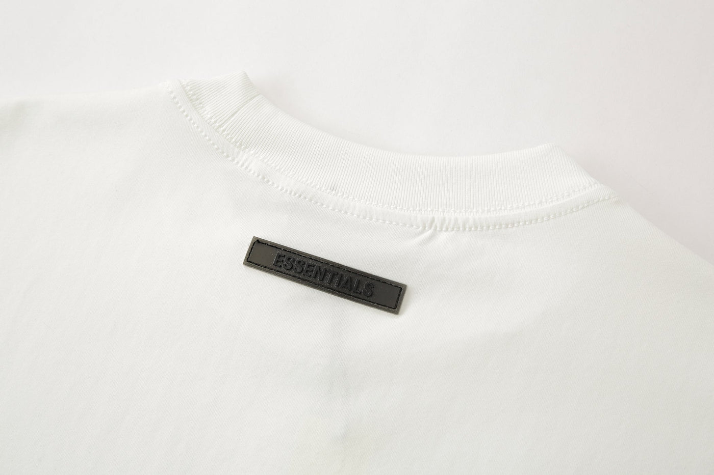 Camiseta oversize blanca para hombre - imagen 9 - JDC Luxury Store