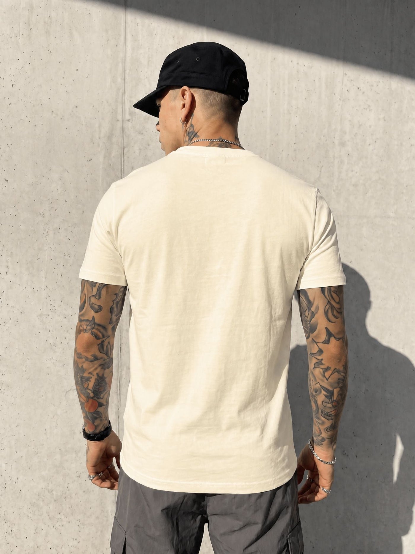 Camiseta 921046 Basica Crema para hombre