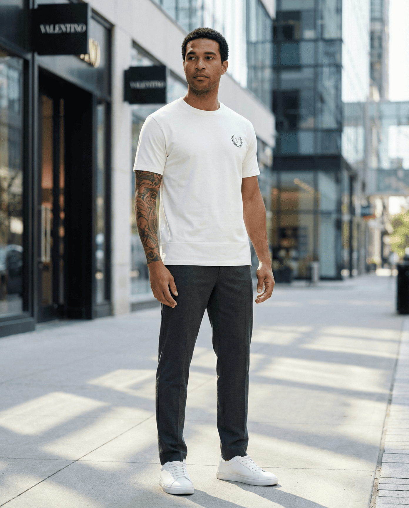 Camiseta básica blanca para hombre - imagen 2 - JDC Luxury Store