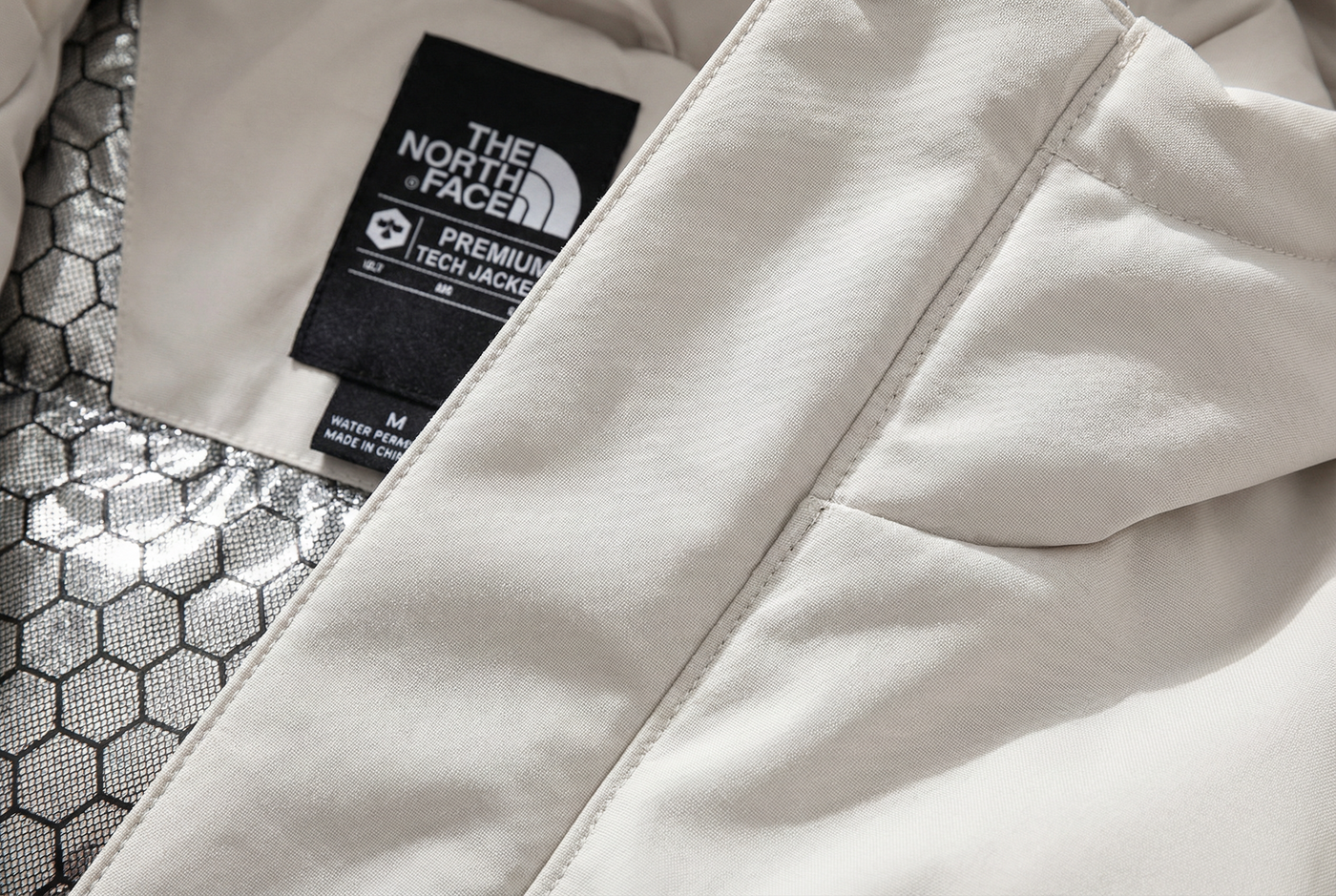 Chaqueta Deportiva Blanca Para Hombre Ref. 25777