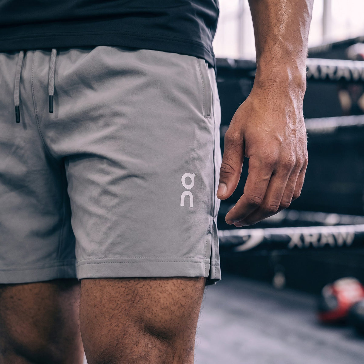 Pantaloneta Deportiva Gris Para Hombre Ref. PAN26