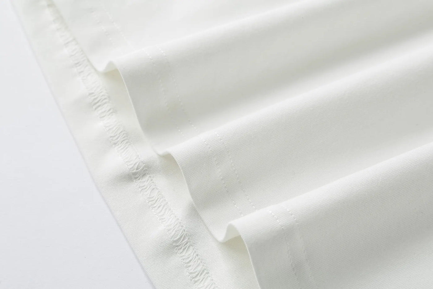 Camiseta oversize blanca para hombre - imagen 10 - JDC Luxury Store