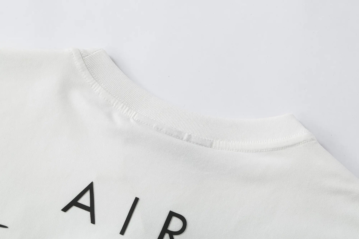 Camiseta oversize blanca para hombre - imagen 11 - JDC Luxury Store